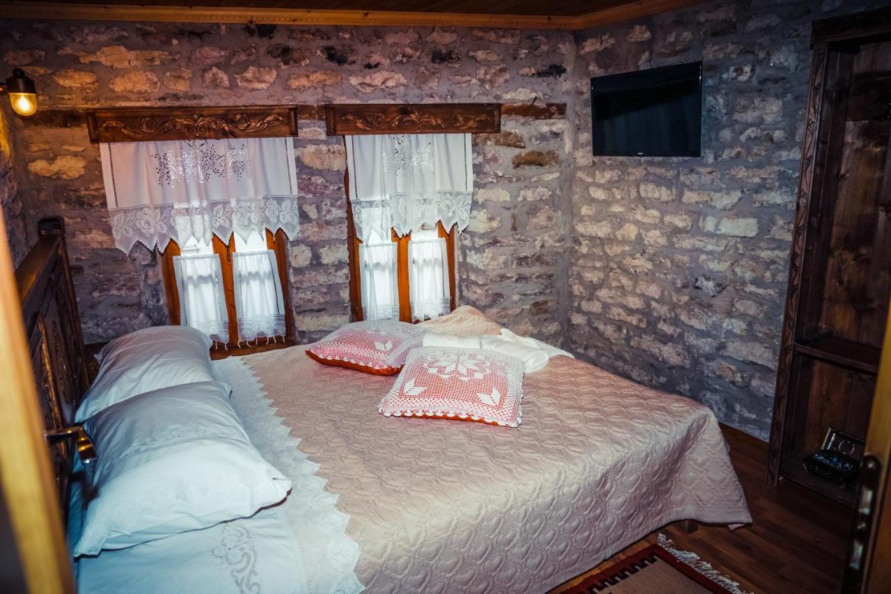 Medieval Rooms Gjirokastër Eksteriør bilde