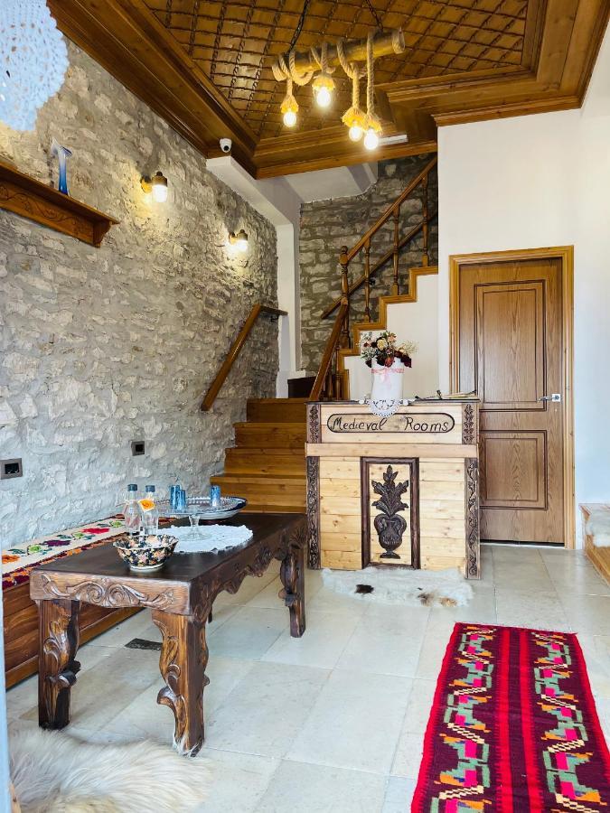 Medieval Rooms Gjirokastër Eksteriør bilde